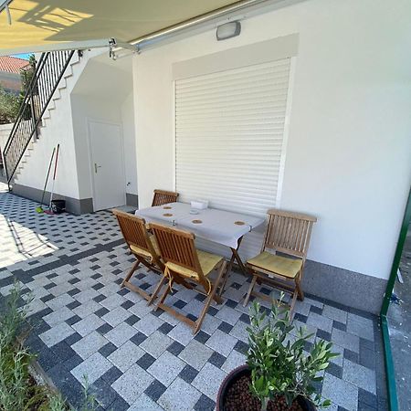 Apartmani Roko Drvenik  Ngoại thất bức ảnh
