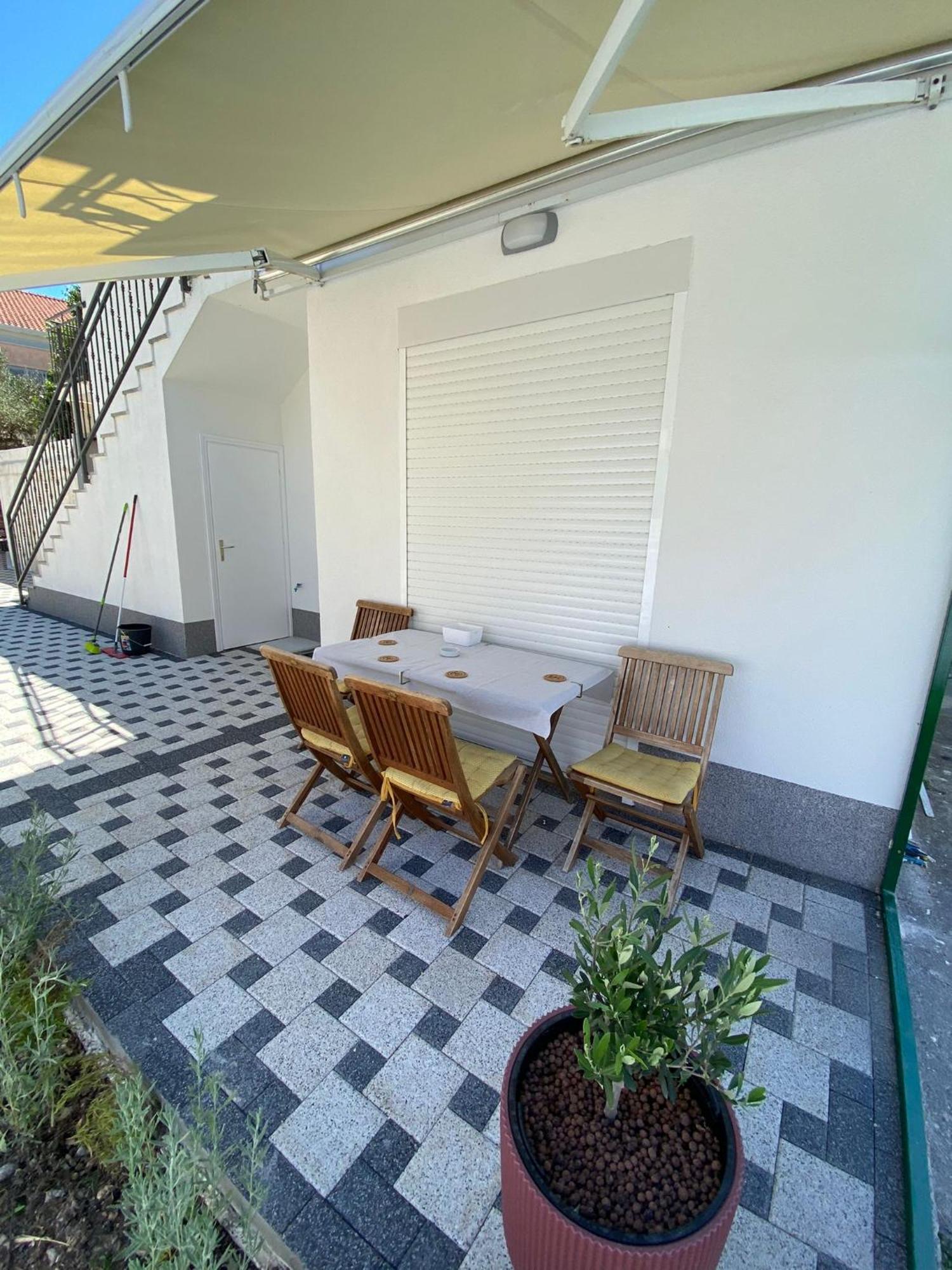 Apartmani Roko Drvenik  Ngoại thất bức ảnh