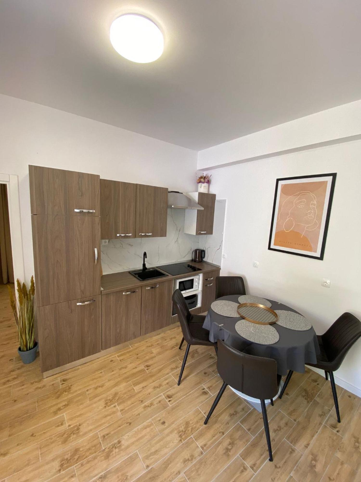 Apartmani Roko Drvenik  Ngoại thất bức ảnh
