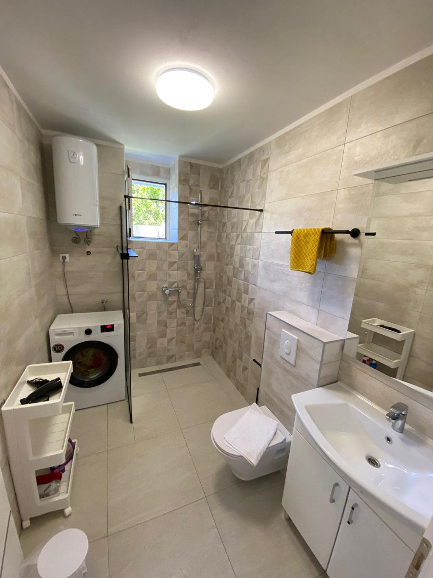 Apartmani Roko Drvenik  Ngoại thất bức ảnh