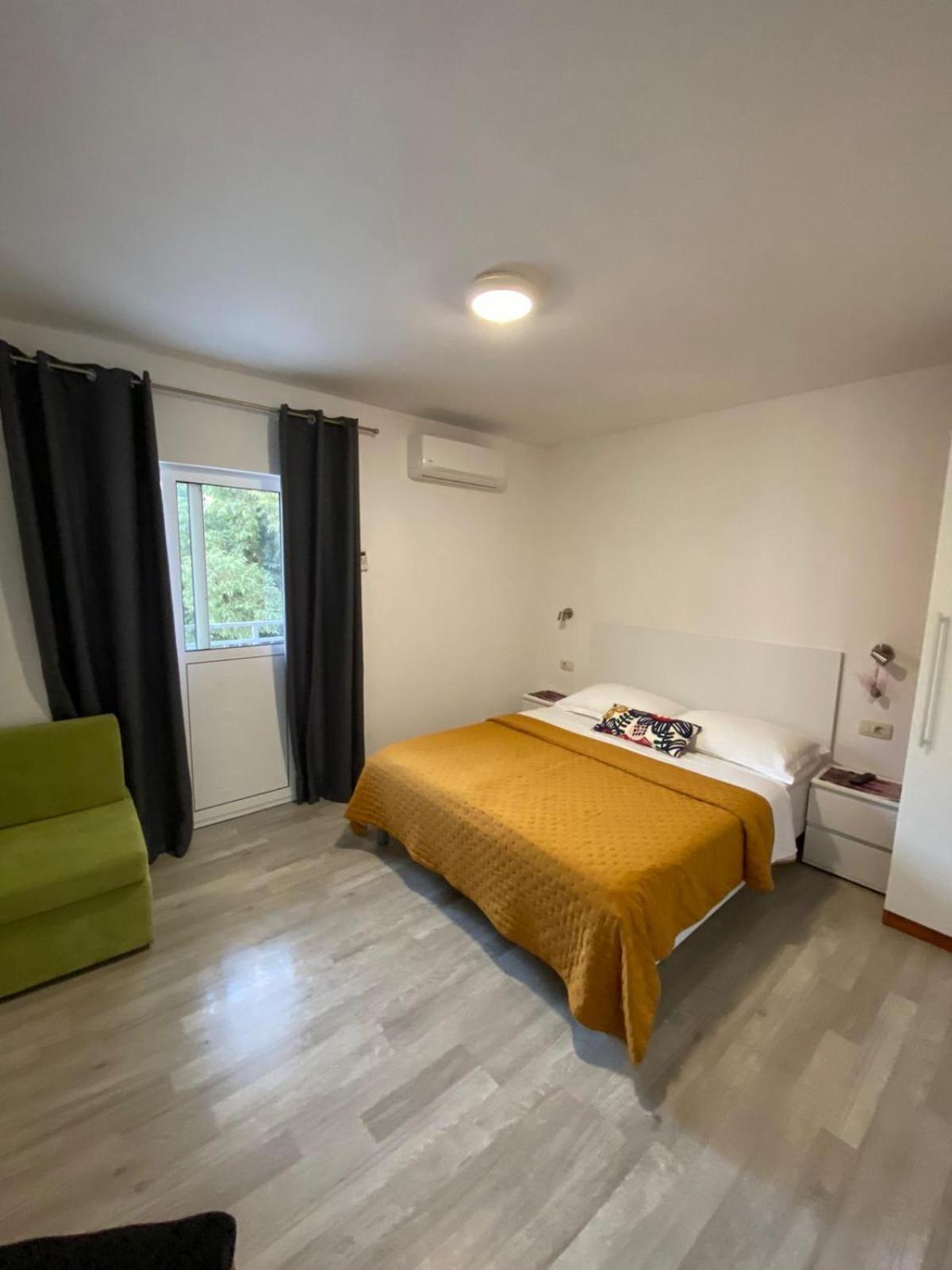 Apartmani Roko Drvenik  Ngoại thất bức ảnh