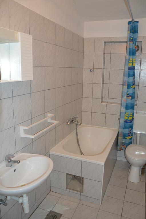 Apartmani Roko Drvenik  Ngoại thất bức ảnh