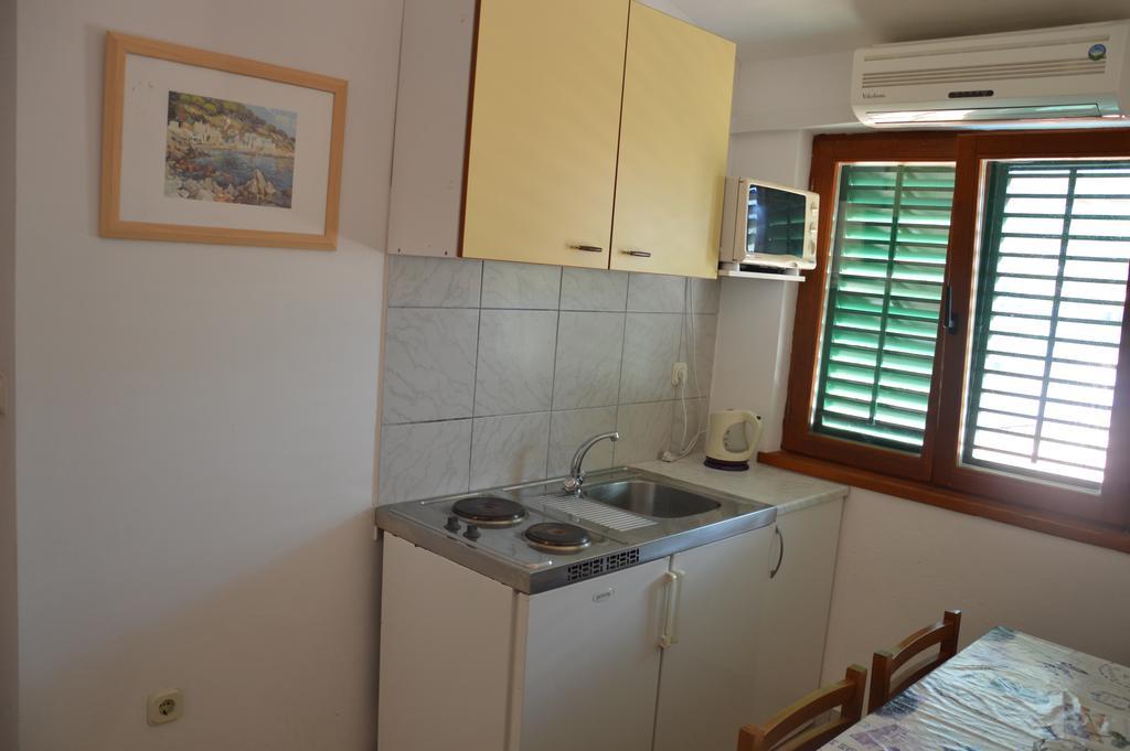 Apartmani Roko Drvenik  Ngoại thất bức ảnh