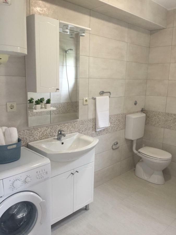 Apartmani Roko Drvenik  Ngoại thất bức ảnh