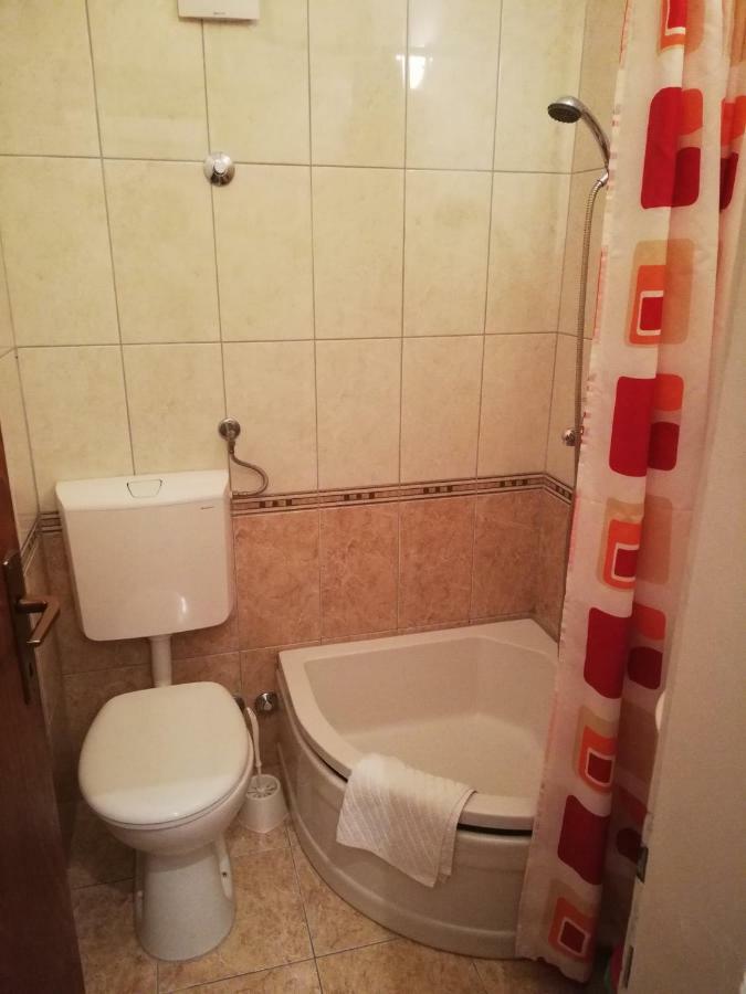 Apartmani Roko Drvenik  Ngoại thất bức ảnh
