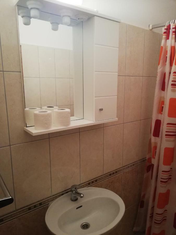 Apartmani Roko Drvenik  Ngoại thất bức ảnh